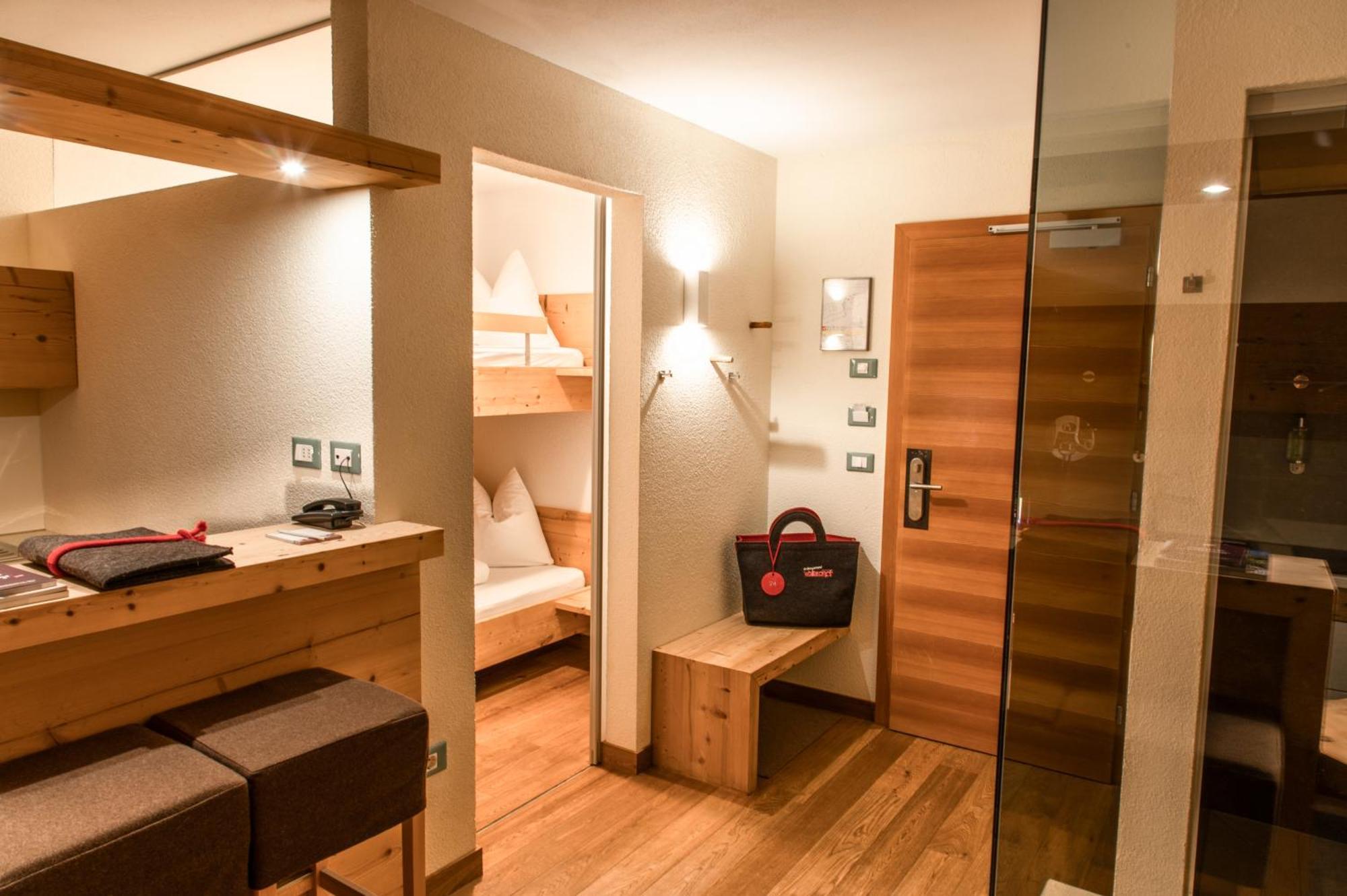 Hotel Waltershof Ulten Buitenkant foto