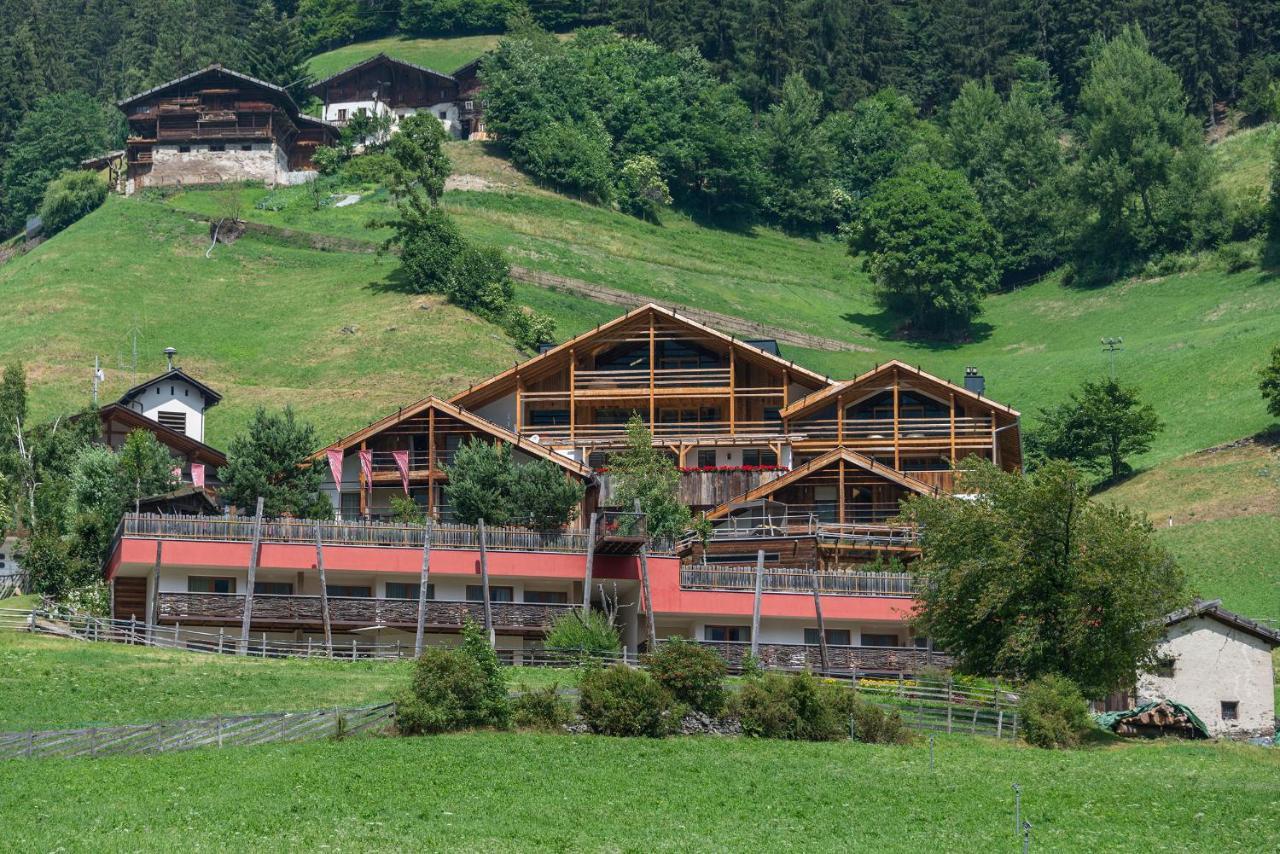 Hotel Waltershof Ulten Buitenkant foto